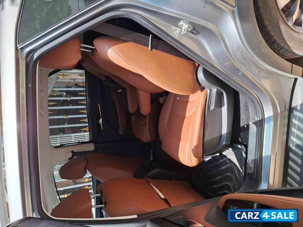 MG Hector Plus Sharp 1.5 DCT Petrol