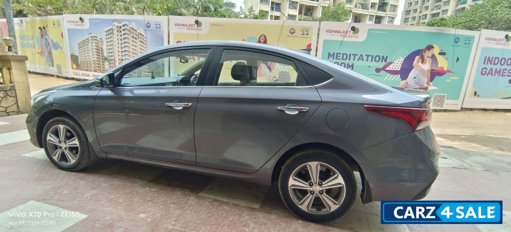 Hyundai  SX(O) 1.6CRDI