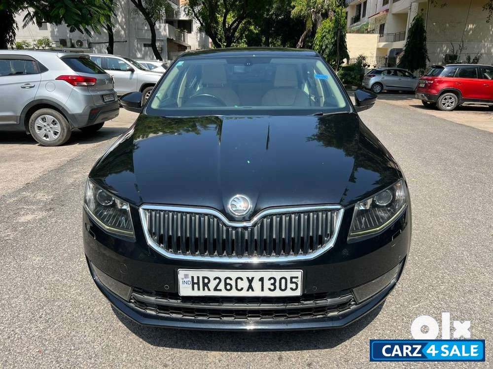 Magic Black Skoda Octavia 1.8 TSI Style Plus AT