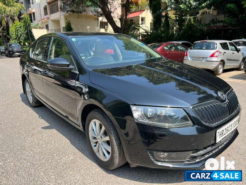 Magic Black Skoda Octavia 1.8 TSI Style Plus AT