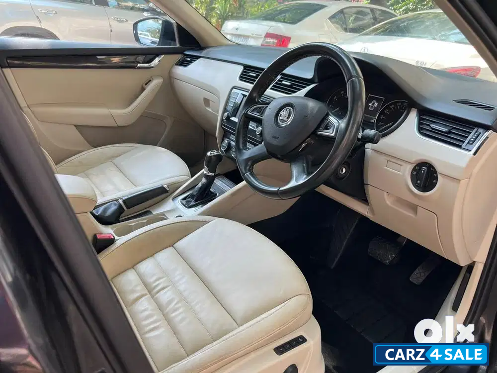 Magic Black Skoda Octavia 1.8 TSI Style Plus AT