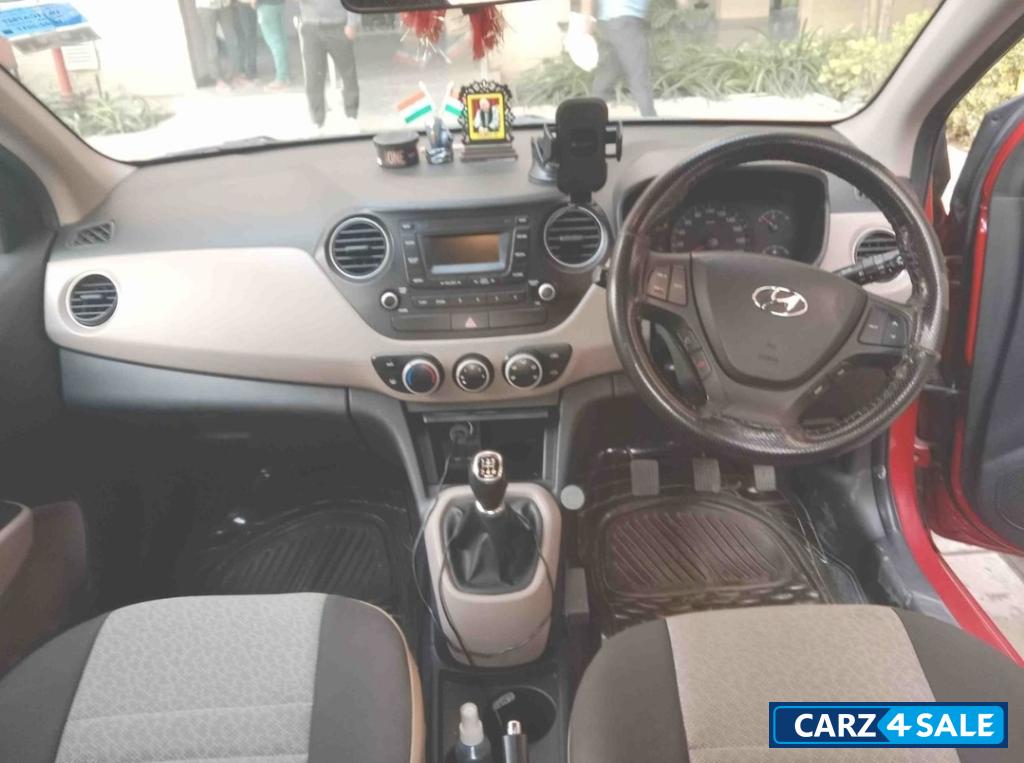 Hyundai Xcent SPORTZ Hyundai Xcent SPORTZ