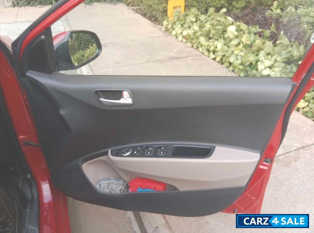 Hyundai Xcent SPORTZ Hyundai Xcent SPORTZ