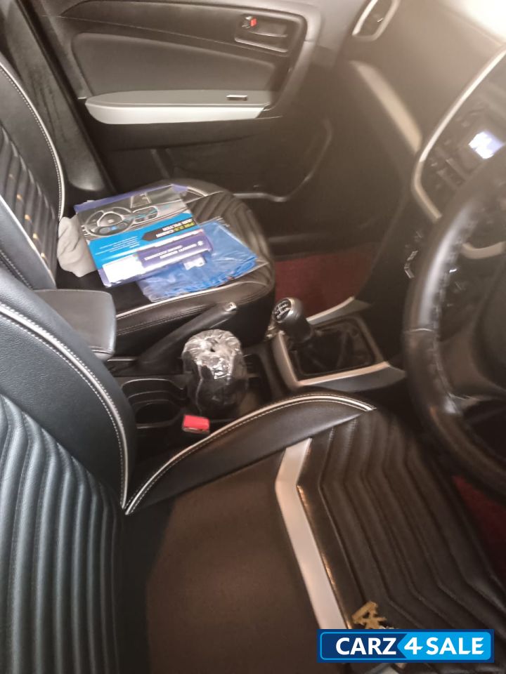 Maruti Suzuki Vitara Brezza Vxi Maruti Suzuki Vitara Brezza Vxi