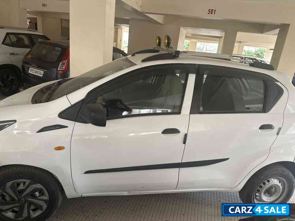 White Datsun Redi-GO .8LTR A BS6