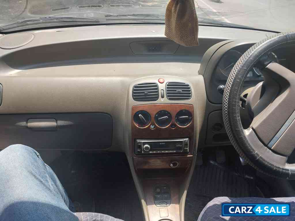 Tata Indigo Ecs VX CR4