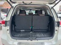 Crystal Pearl White Toyota Fortuner 4x4 AT