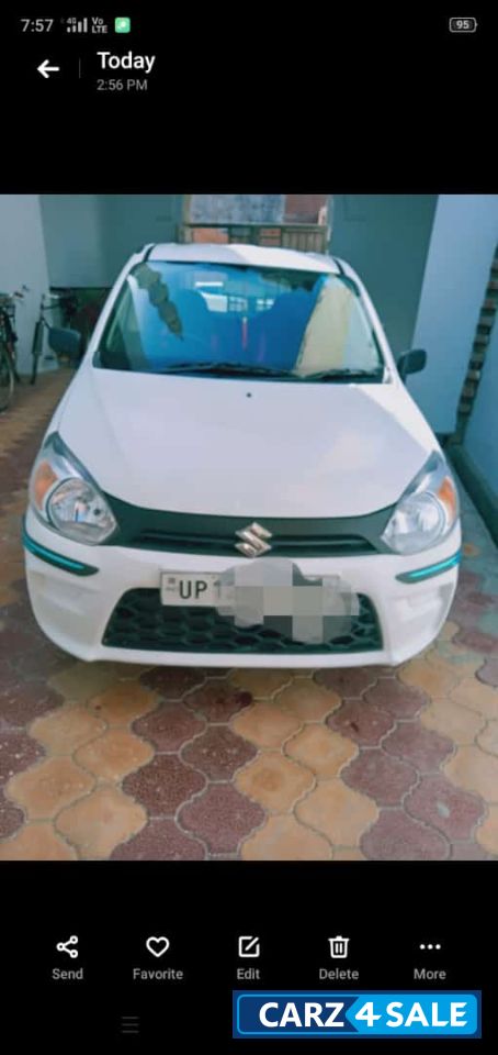 White Maruti Suzuki Alto Lxi