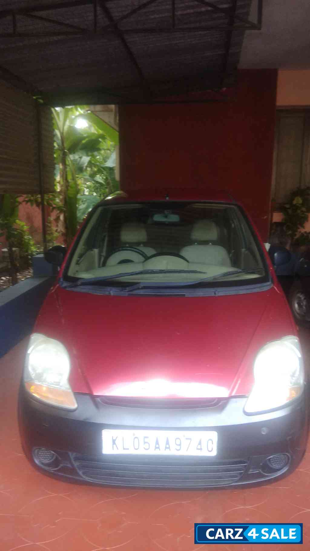 Velvet Red Chevrolet Spark 1.0 PS