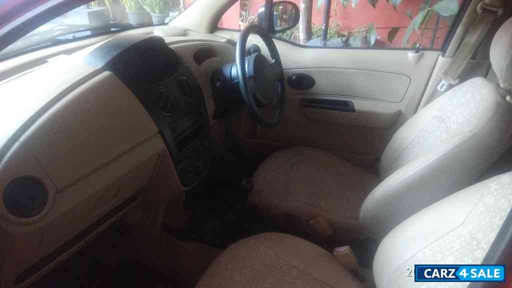 Velvet Red Chevrolet Spark 1.0 PS