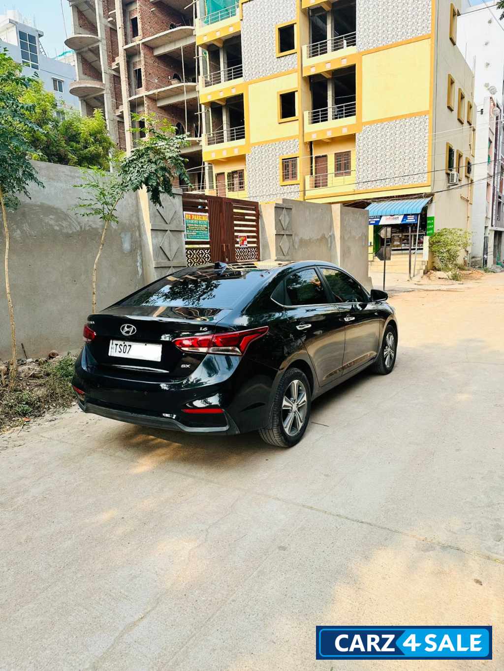 Hyundai Verna 1.6 VTVT AUTO- SX(O)