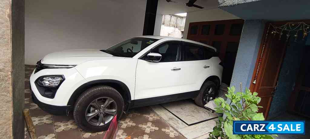 White Tata Harrier XTA+