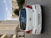 Coral White Hyundai i20 1.4 Sportz Diesel - 2013