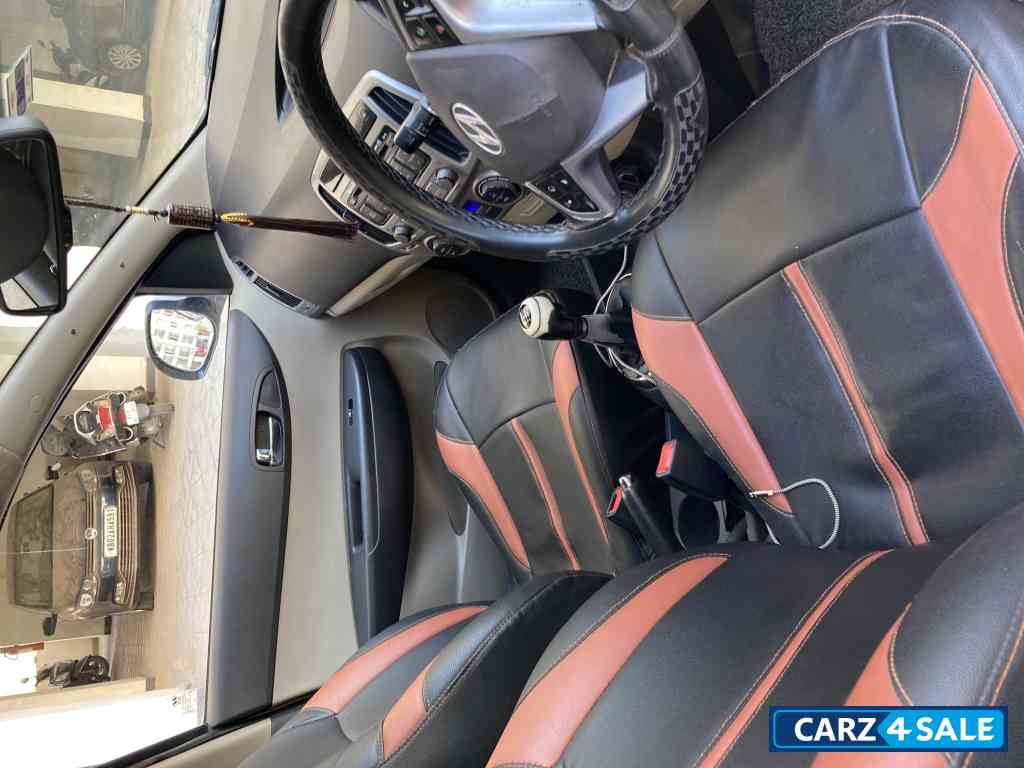 Coral White Hyundai i20 1.4 Sportz Diesel - 2013