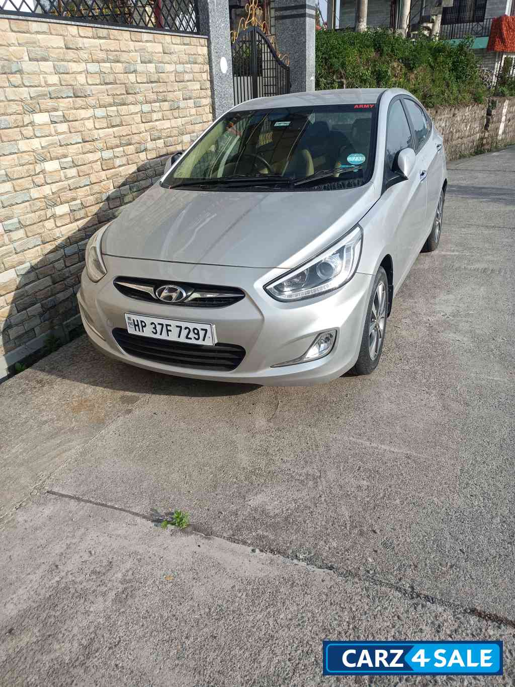 Hyundai Verna