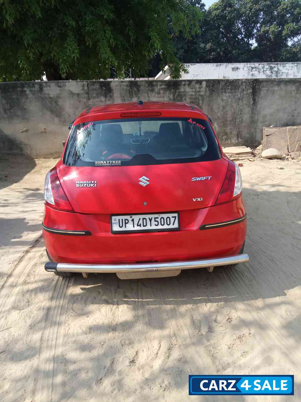 Maruti Suzuki Swift vxi cng