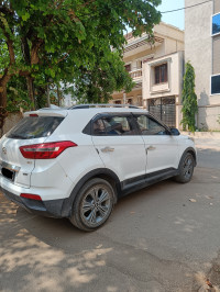 Polar White Hyundai Creta 1.6SX+ AT BSIV