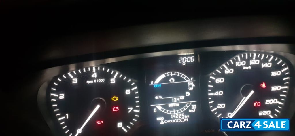 Tata Punch Adventure rethum