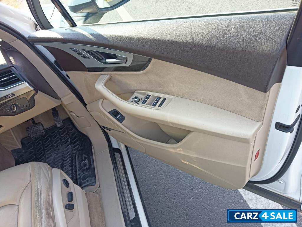 Audi Q7 Audi Q7 45 TDI QUATTRO PREMIUM PLUS