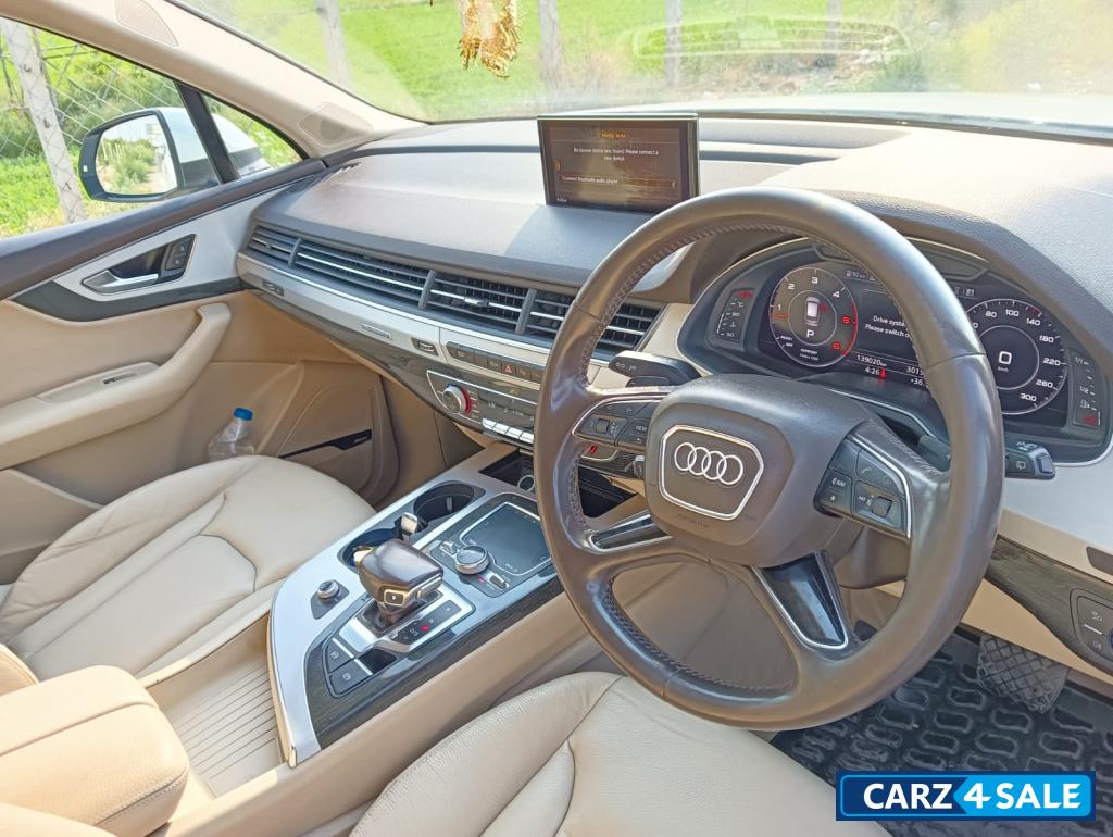 Audi Q7 Audi Q7 45 TDI QUATTRO PREMIUM PLUS
