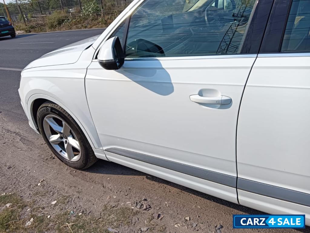 Audi Q7 Audi Q7 45 TDI QUATTRO PREMIUM PLUS