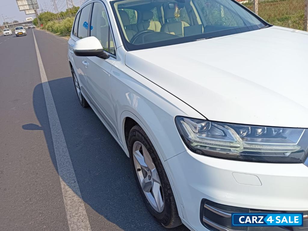 Audi Q7 Audi Q7 45 TDI QUATTRO PREMIUM PLUS