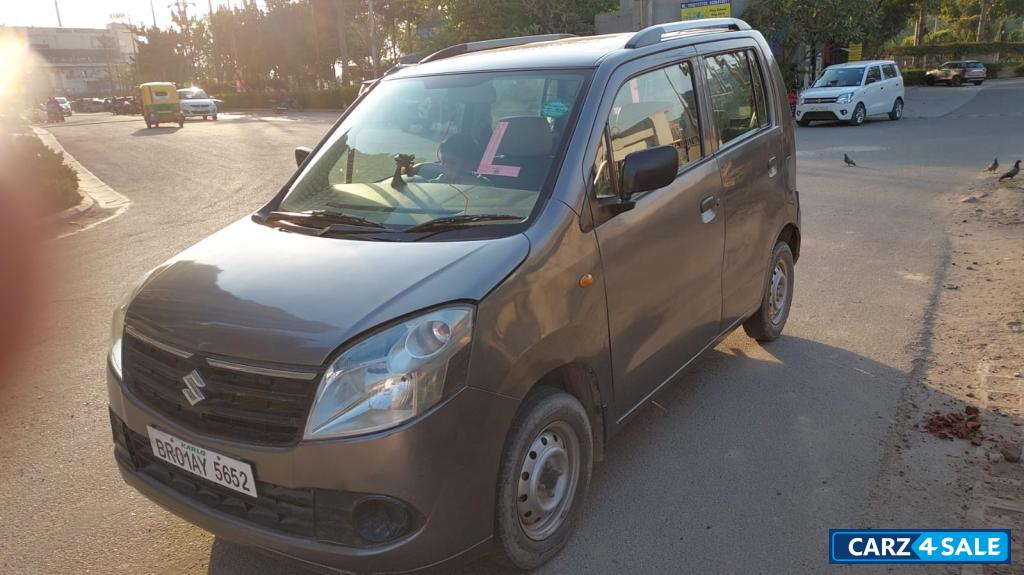 Grey Maruti Suzuki Wagon R Lxi