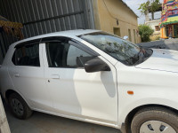 White Maruti Suzuki Alto K10 vxi