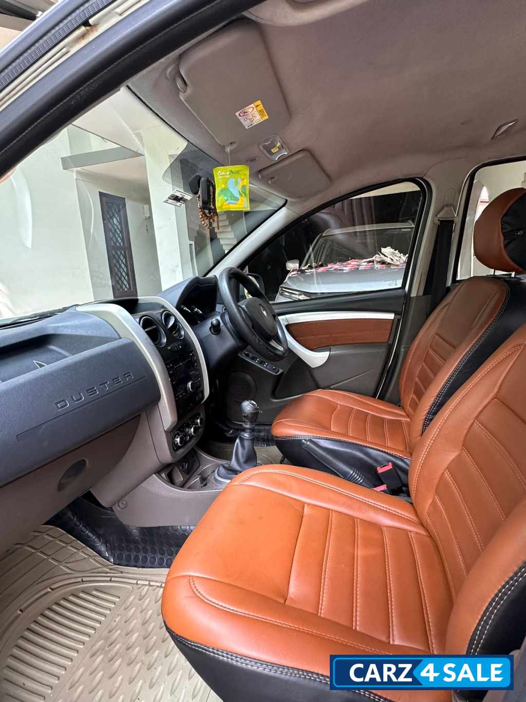 White Renault Duster 110 Rxl Diesel