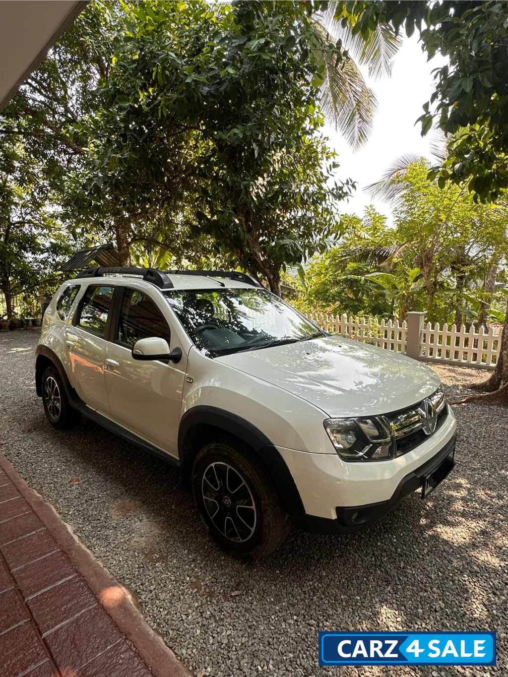 White Renault Duster 110 Rxl Diesel