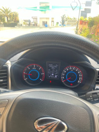 Mahindra XUV300 W8 ATM