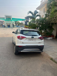 Mahindra XUV300 W8 ATM