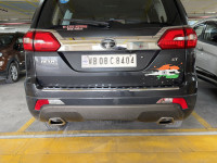 Tata Hexa XT 4*2 6 Seater