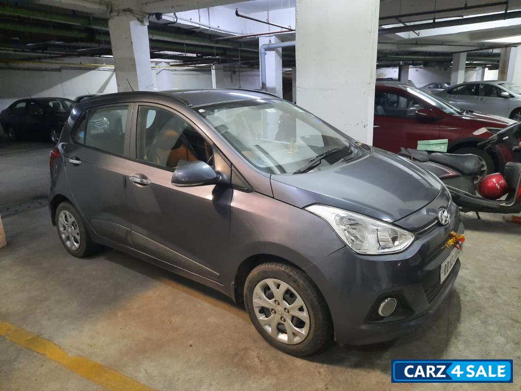 Grey Hyundai i10 Grand i10 sportz