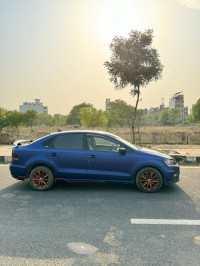 Silver Volkswagen Vento highline