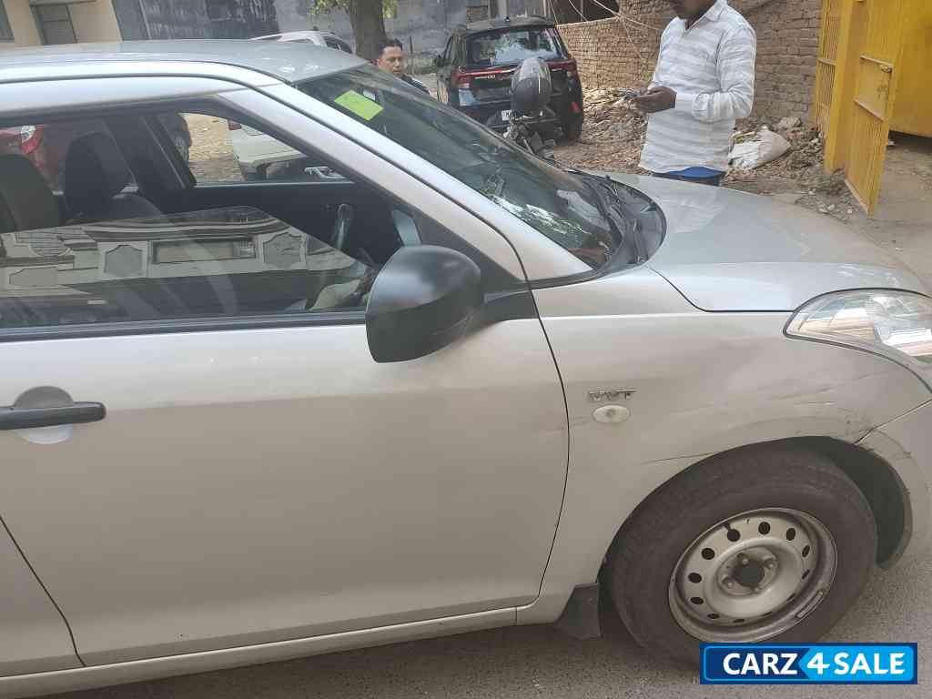 Maruti Suzuki Swift LXI