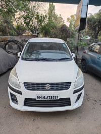 White Maruti Suzuki Ertiga vxi