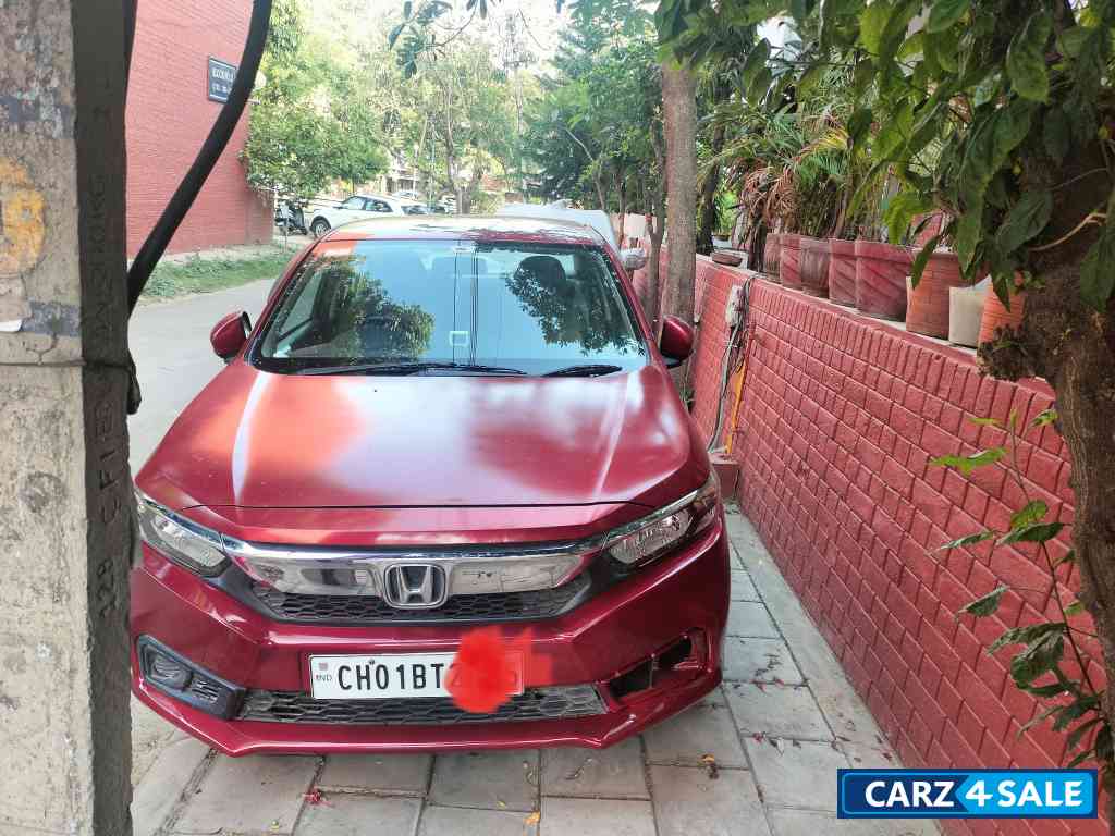 Red Honda Amaze S