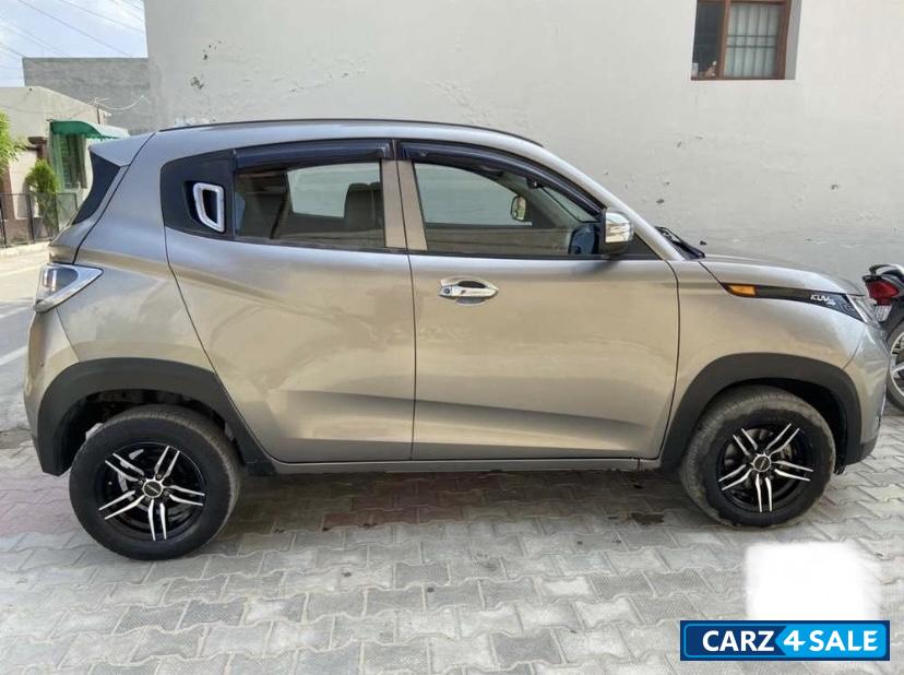Designer Grey Mahindra KUV100 Nxt k2 6STR Designer Grey Mahindra KUV100 Nxt k2 6STR