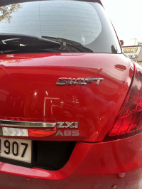 Maruti Suzuki Swift Zxi