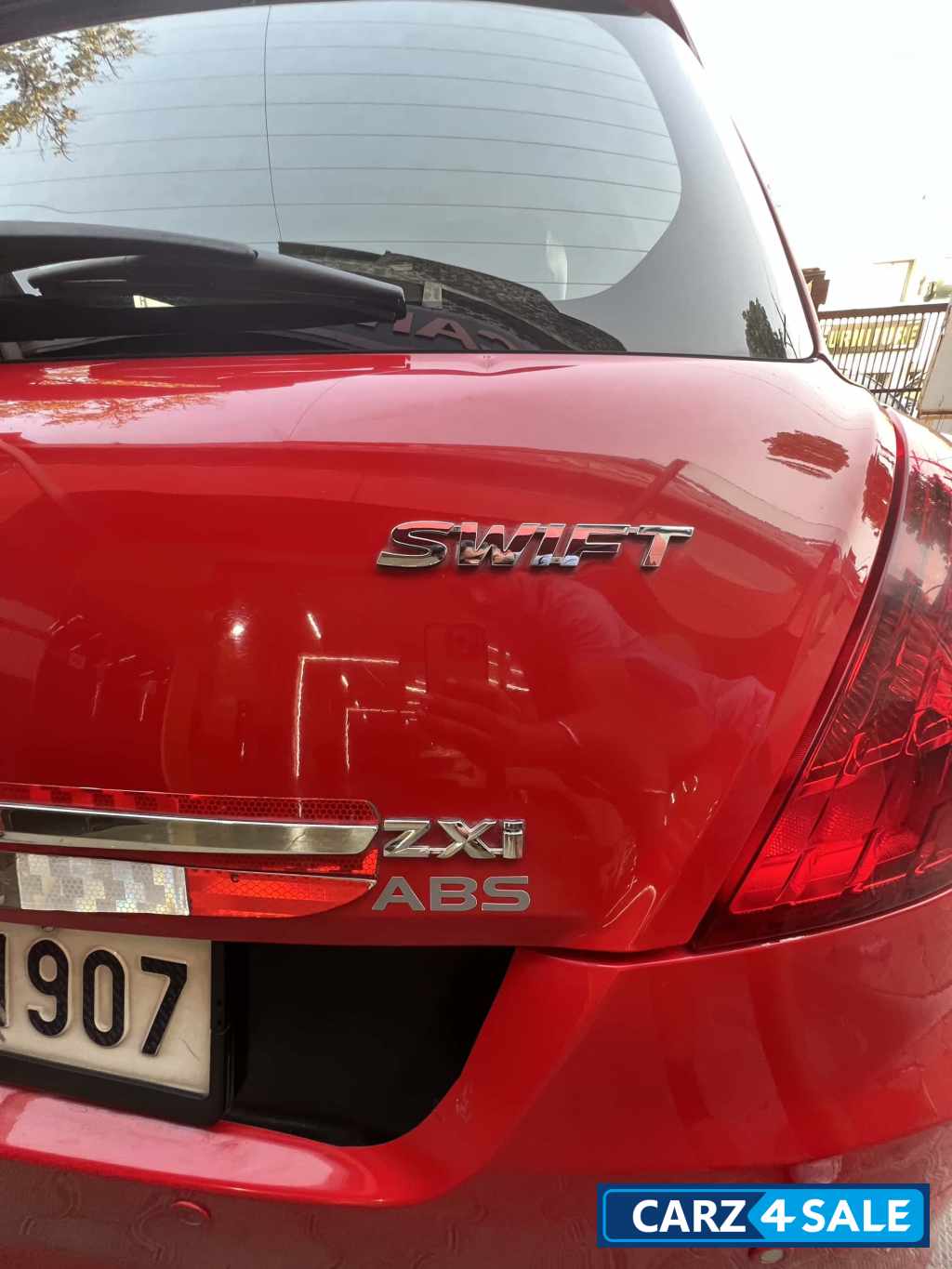 Maruti Suzuki Swift Zxi