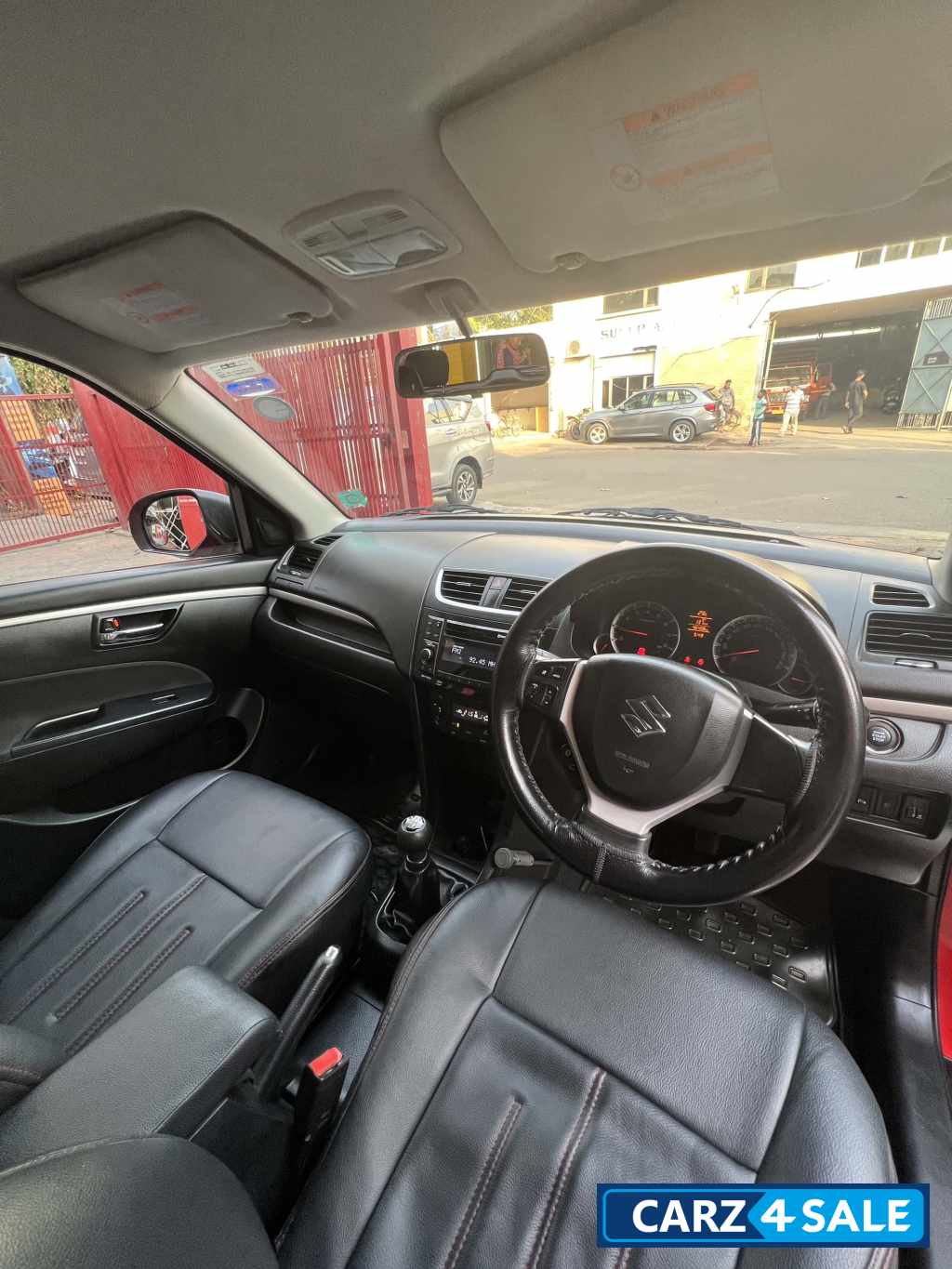 Maruti Suzuki Swift Zxi