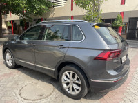 Grey Volkswagen Tiguan Highline