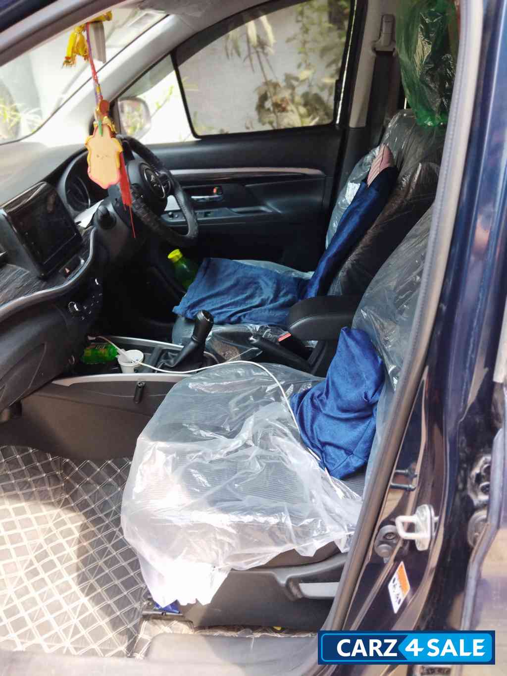 Maruti Suzuki XL6 MT Zeta cng