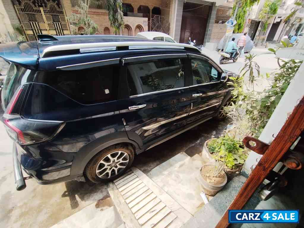 Maruti Suzuki XL6 MT Zeta cng