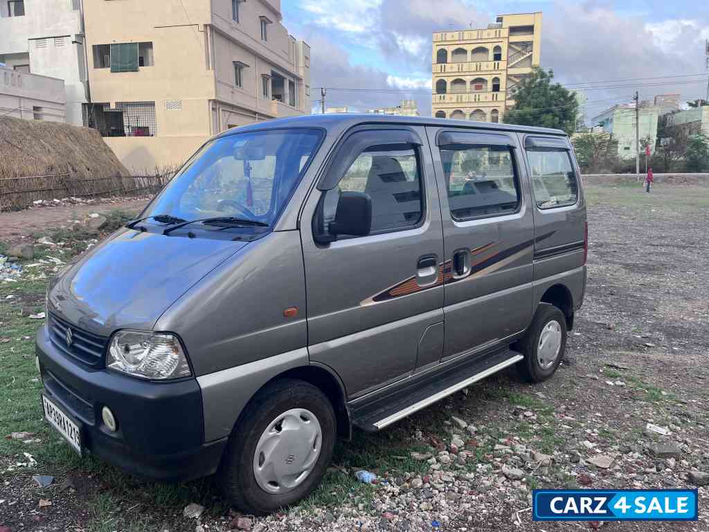 Glisteringgray Maruti Suzuki Eeco 5STR A/c