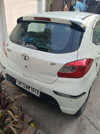 Tata Tiago XT