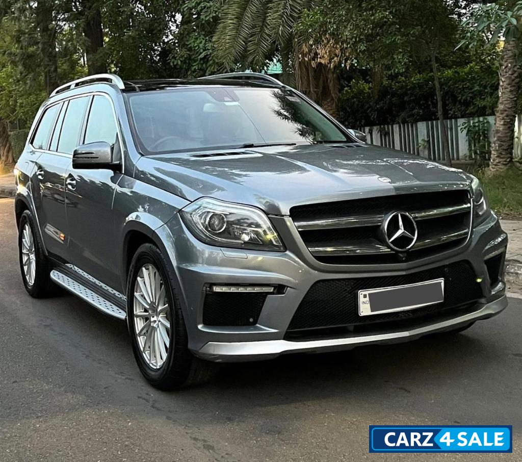 Shining Silver Mercedes-Benz GL-Class 350