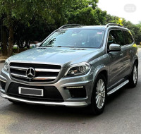 Shining Silver Mercedes-Benz GL-Class 350