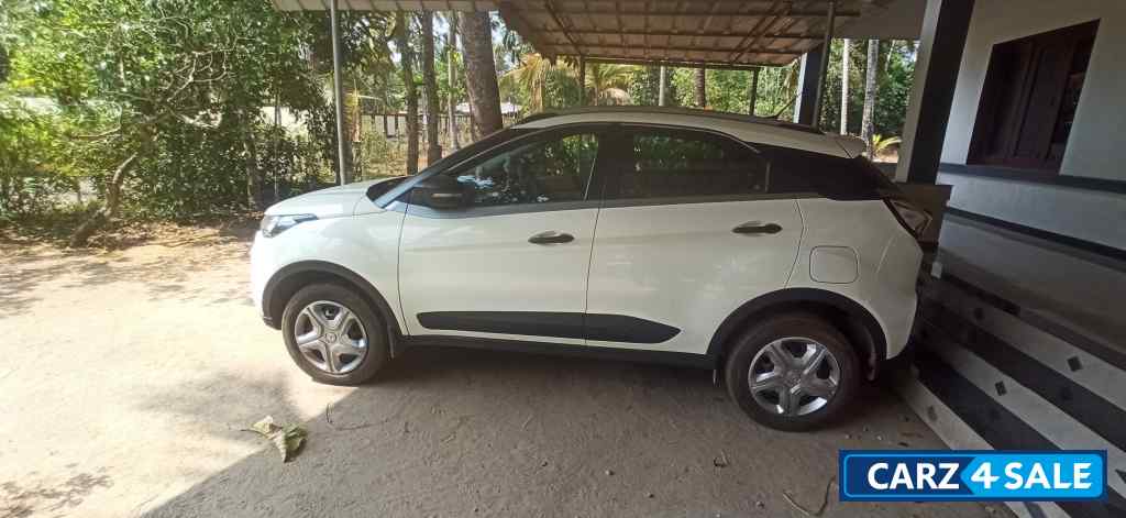 Tata Nexon Xms